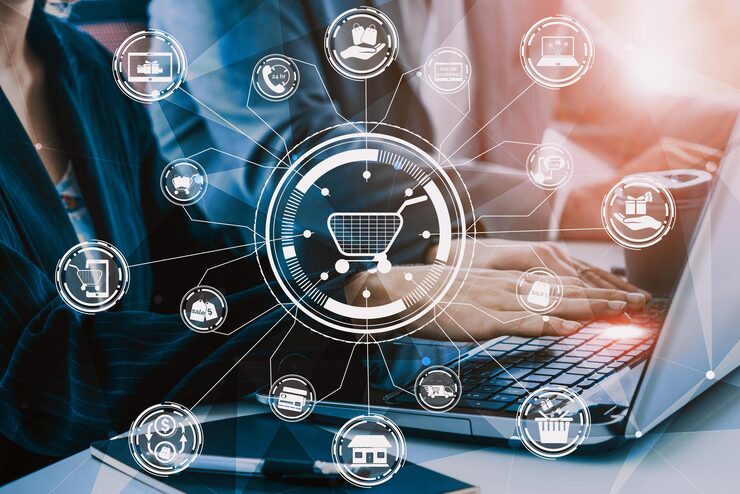 Technical diagram showing WooCommerce at the center of a synchronized business ecosystem with ERP, CRM, and Logistics integrations.
