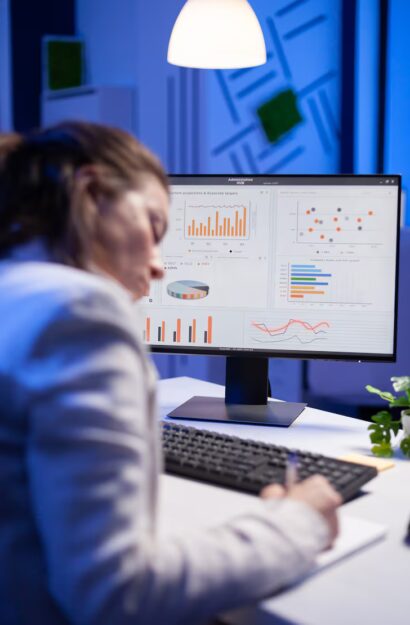 High-load Laravel performance tuning and database query optimization